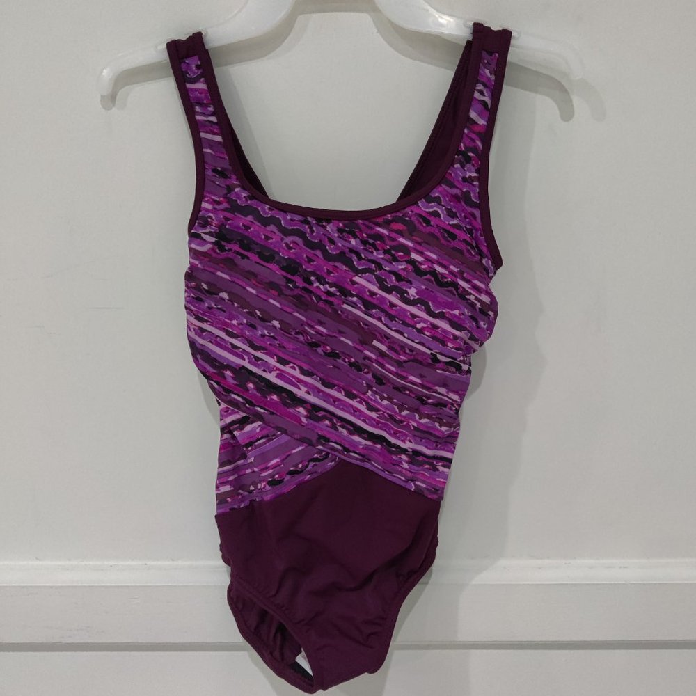 NWT Lands' End Women's Tugless Soft Cup One Piece Swimsuit Size 4 $100 CC417